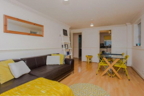 Contemporary 1Bedroom Flat in Camberwell Oval
